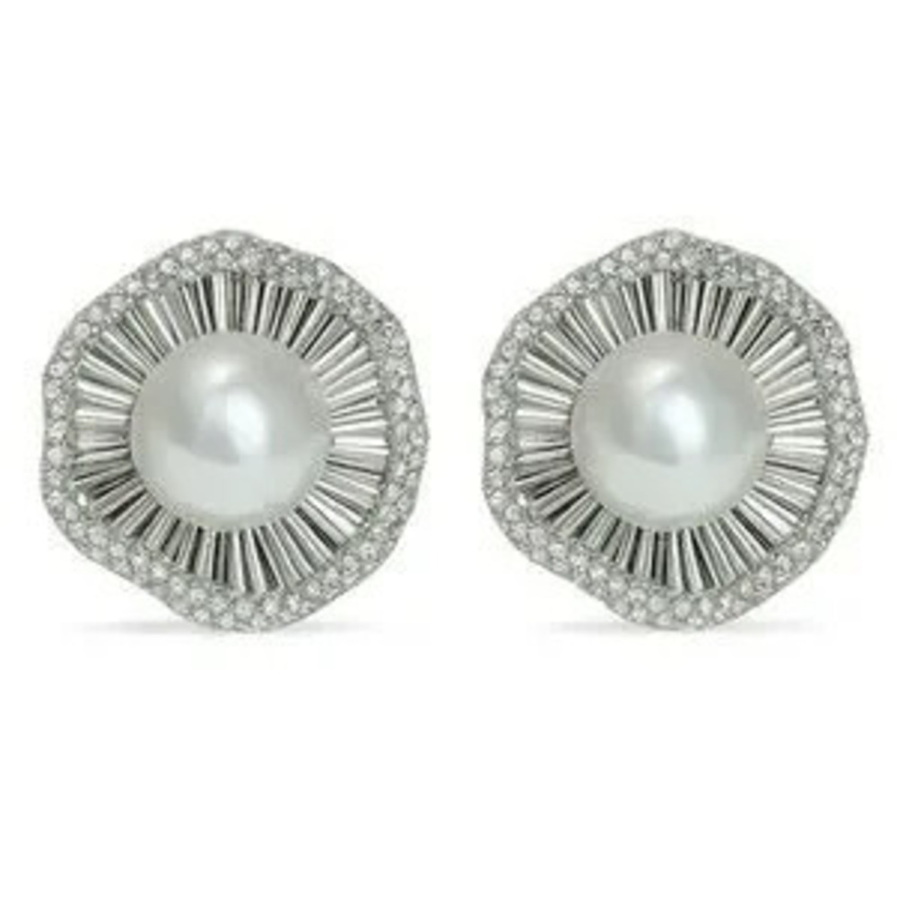 Elegant Silver and Pearl Earrings